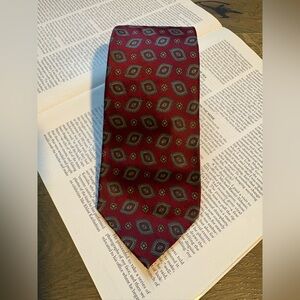 Woodward Tie